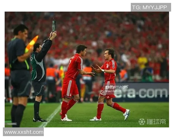 戛纳电影节上的足球明星们与他们的精彩瞬间回顾