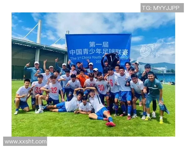 成都足球队在奥运会上的比赛经验与表现分析与点评