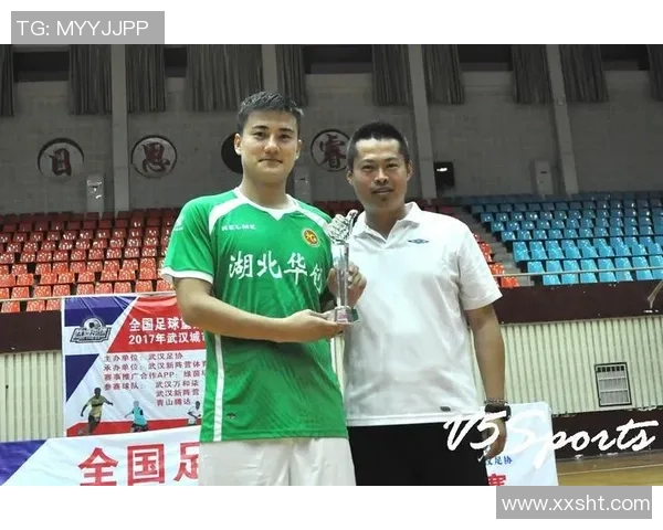 武汉足球队与上海足球队赛后分析个人能力的深度探讨与总结 武汉足球队与上海足球队赛后分析个人能力的深度探讨与总结