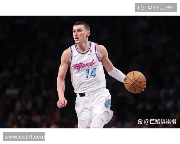 西安篮球队与上海篮球队对决分析:力量与技巧的较量与启示 西安篮球队与上海篮球队对决分析:力量与技巧的较量与启示